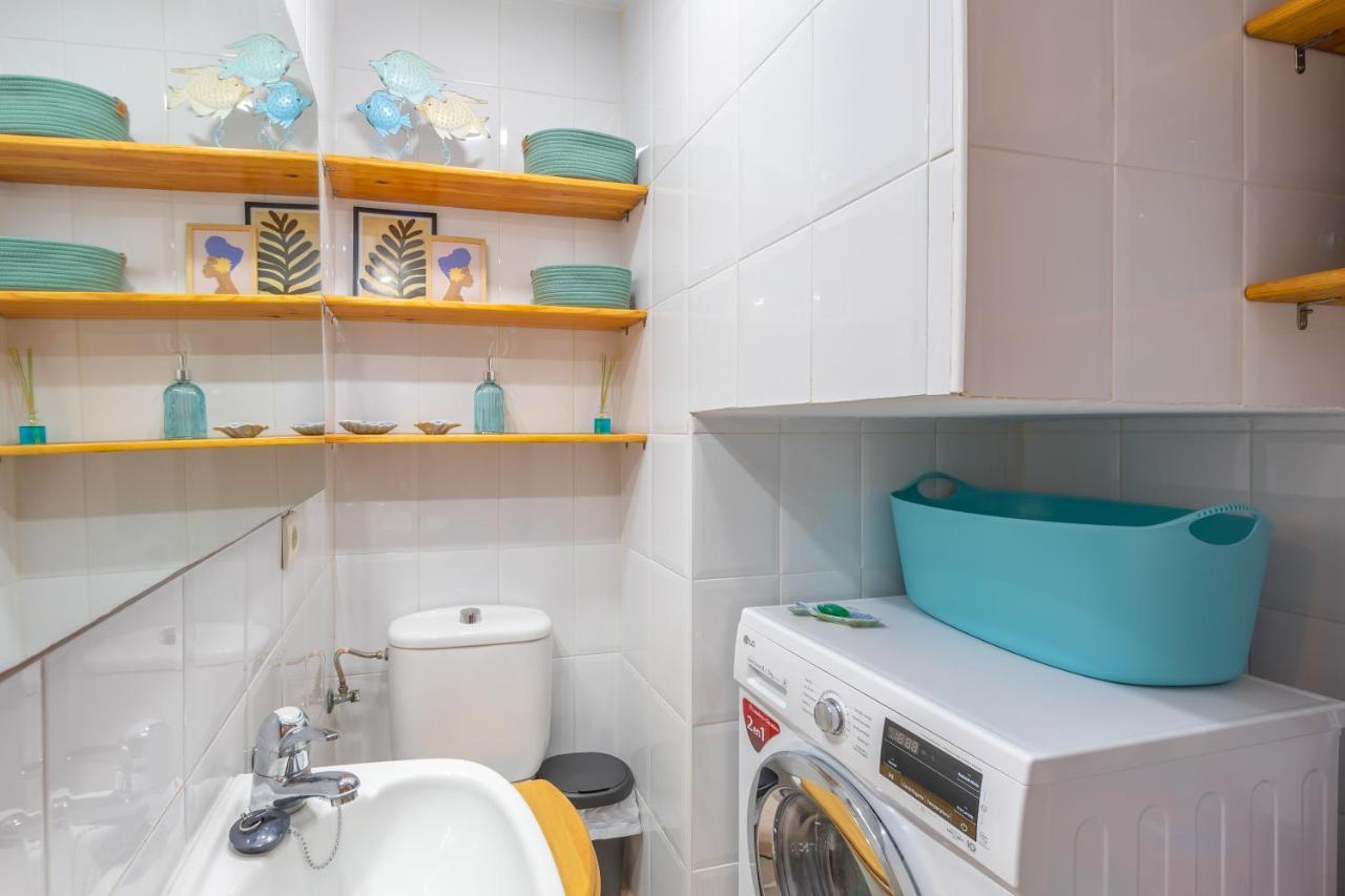 Apartamento 1a Linea Playa, Balcon & Piscina Tarifa