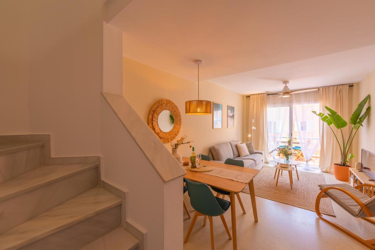 Apartamento 1a Linea Playa, Balcon & Piscina *
