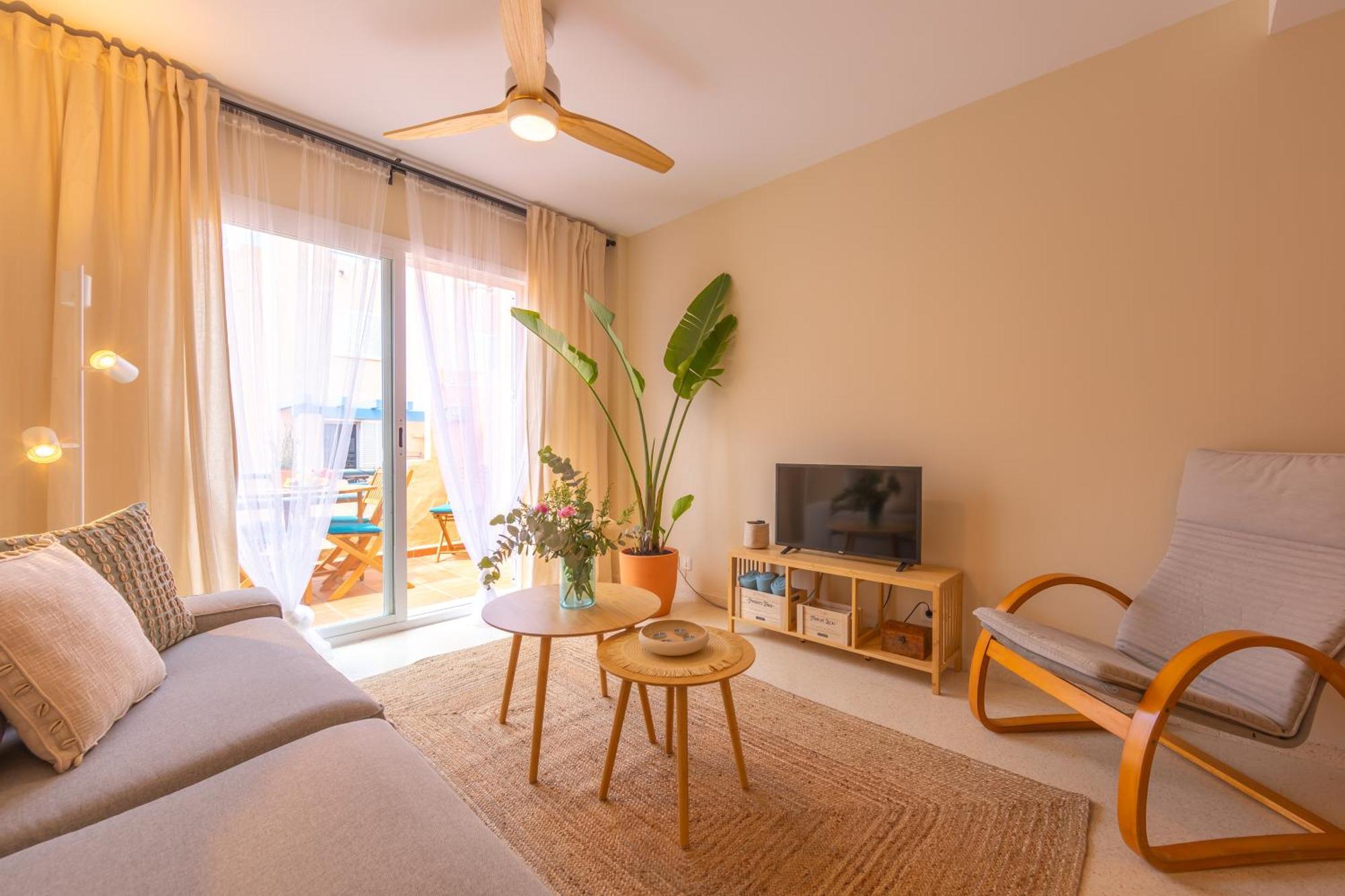 1a Linea Playa, Balcon & Piscina * Tarifa